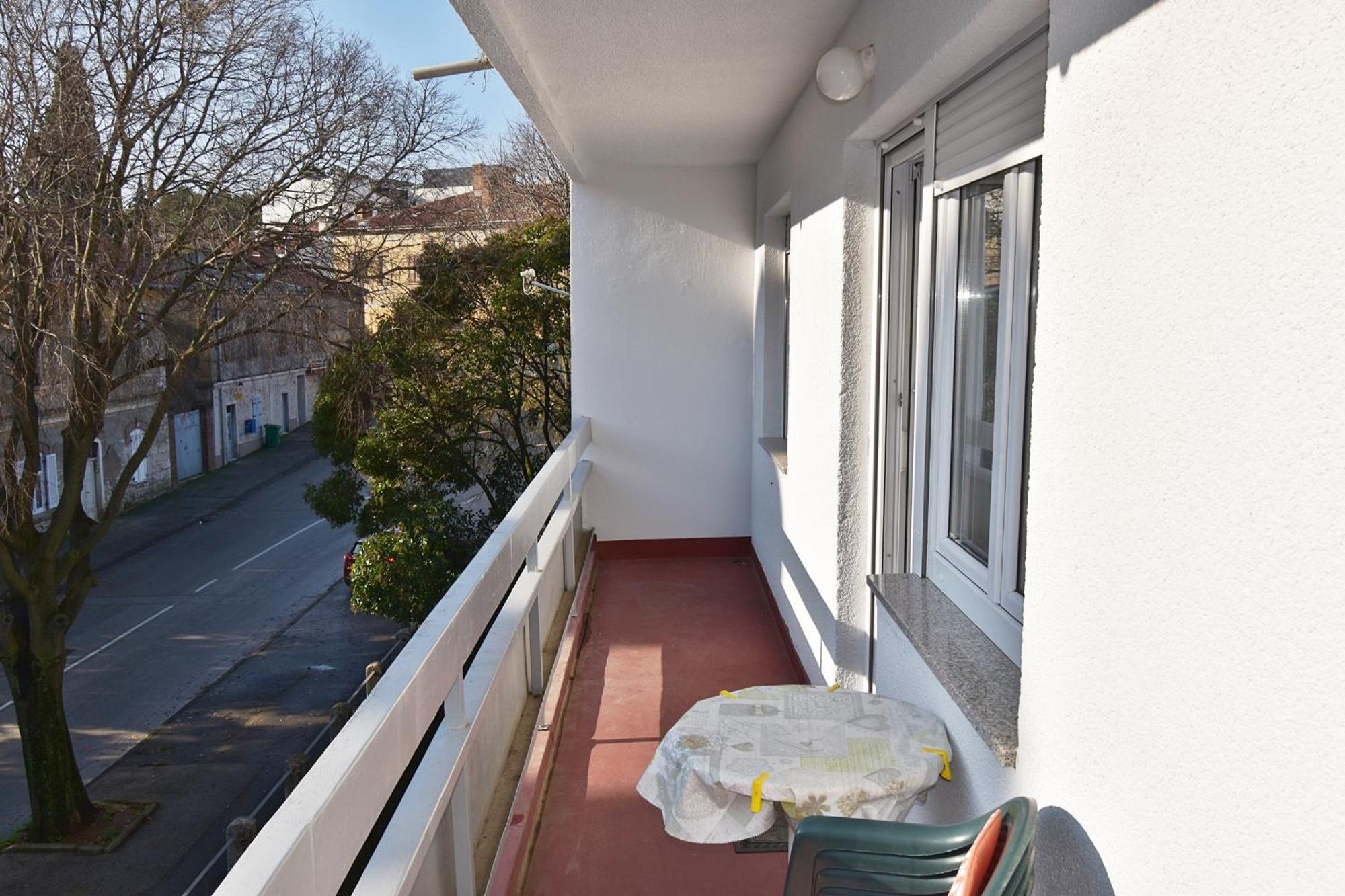 Apartment Navy Near The Beach Pula Bagian luar foto